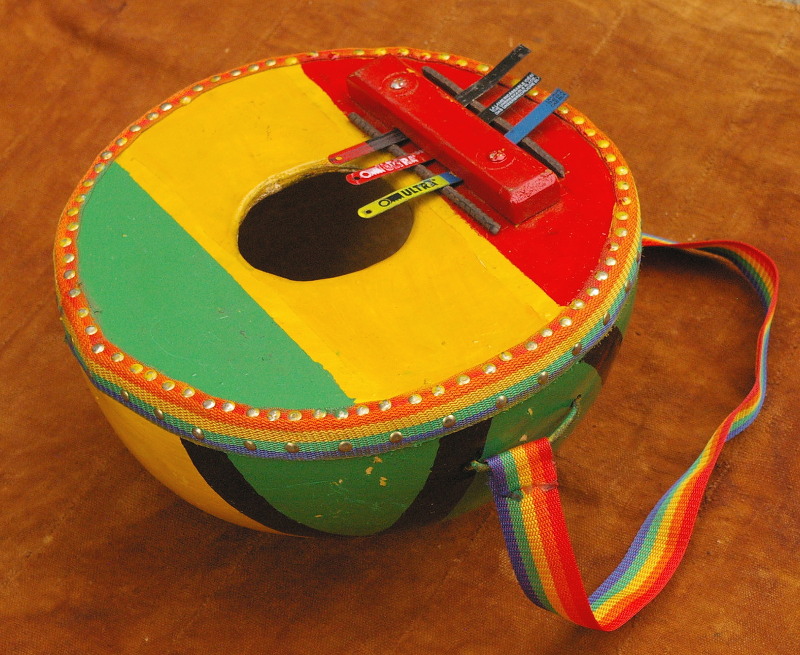 GONGOMA from Guinea ギニアのゴンゴマ 販売：楽器屋JUNJUN-アフリカの 